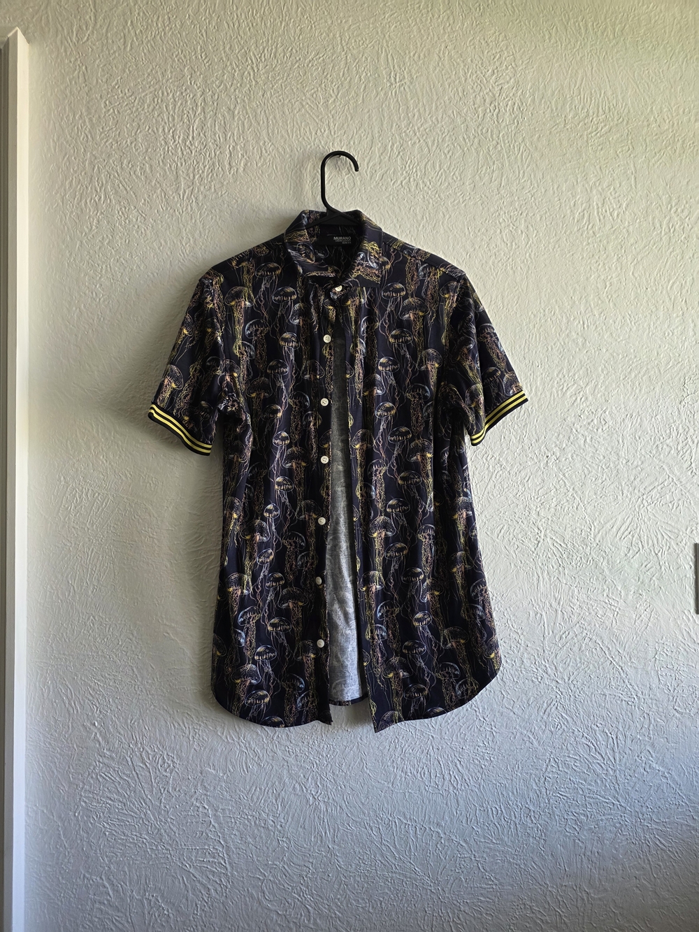 Murano Navy Short-Sleeve Button-Down Shirt with Yellow Trim & Jellyfish Print